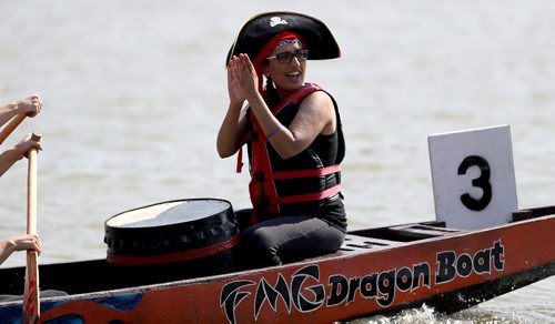 TREVOR HAGAN / WINNIPEG FREE PRESS
Dragon boat racing on the Red River near The Forks, Sunday, September 10, 2017.