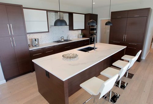 BORIS MINKEVICH / WINNIPEG FREE PRESS
NEW HOMES - 28 Willow Brook Road in Bridgwater Trails. Big island in the kitchen. Sept. 11, 2017