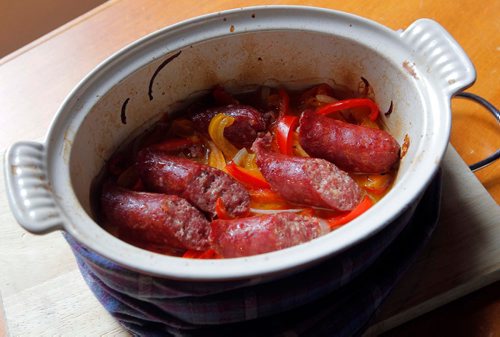 BORIS MINKEVICH / WINNIPEG FREE PRESS
FOOD - Cooking with cider food shoot. Cider Kissed Farmers Sausage and Peppers. Sept. 15, 2017