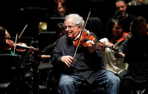 PHIL HOSSACK / WINNIPEG FREE PRESS  - Various Positions.....Violin Legend Itzhak Perlman rehearsing with the Winnipeg Symphony Orchestra Saturday. See release.  - Sept 16 2017