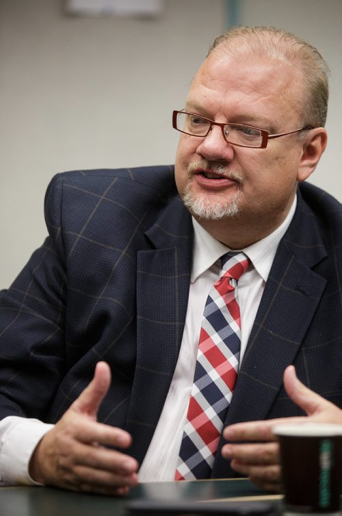 MIKE DEAL / WINNIPEG FREE PRESS
Kelvin Goertzen, Minister of Health, Seniors and Active Living, during an Editorial Board interview at the Winnipeg Free Press.
170926 - Tuesday, September 26, 2017.