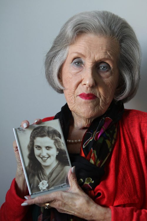 RUTH BONNEVILLE / WINNIPEG FREE PRESS

Portraits of Holocaust survivor Barbara Goszer holding a photo of herself at 15yrs in Poland in her home in Winnpeg.  
Goszer, 87, survived the Holocaust. Talking to her about her experiences then, but also about how she is one of an increasingly fewer living witness to that history.

This is for an end of the year feature project.


See Kevin Rollason's story 
 

SEPT 27, 2017