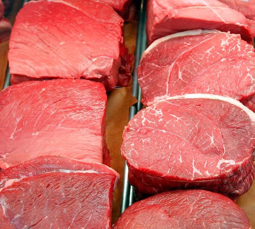 BORIS MINKEVICH / WINNIPEG FREE PRESS
Miller's Super Valu Meats - 590 St Mary's Road - Beef. Dave Sanderson story. Sept. 27, 2017