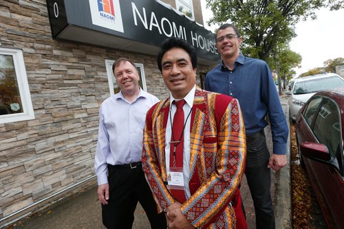 JOHN WOODS / WINNIPEG FREE PRESS
Pastors of Naomi House and City Church Tim Nielsen (L) and Indy Cungcin (C) are photographed with Director of Naomi House James Leschied (R) at the opening of Naomi House Sunday, October 1, 2017.