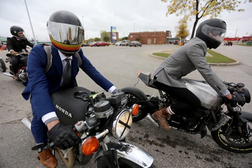 TREVOR HAGAN / WINNIPEG FREE PRESS
Jason Ward and Evan Jackson leading the group at the start of the Gentlemans Ride, a charity motorcycle ride raising money to fight prostate cancer, Sunday, October 1, 2017.