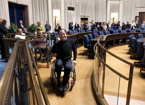 WAYNE GLOWACKI / WINNIPEG FREE PRESS

Chris Sobkowicz was the first to use the wheelchair ramp after a ceremony Monday to reopen the newly renovated Manitoba Legislature Chambers.Nick Martin story Oct.2 2017