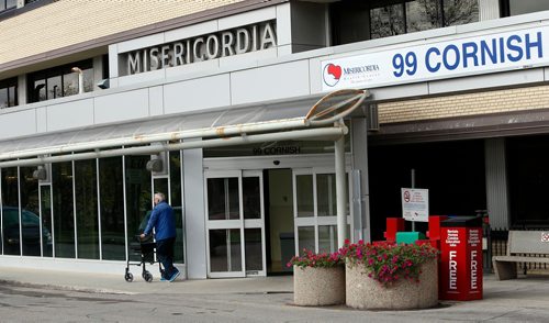 WAYNE GLOWACKI / WINNIPEG FREE PRESS

The entrance to the Urgent Care dept. at the Misericordia Health Centre Monday.  This is the last day for Urgent Care at this hospital. Melissa  Martin story Oct.2 2017