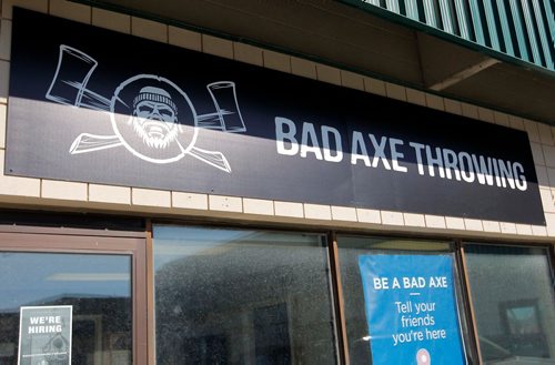 BORIS MINKEVICH / WINNIPEG FREE PRESS
Bad Axe Throwing, 1393 Border Street Unit #6. Oct 4, 2017