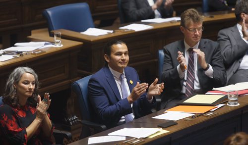 WAYNE GLOWACKI / WINNIPEG FREE PRESS

In centre, Wab Kinew on his first day as the NDP leader in the Manitoba Legislature Wednesday. He is between NDP MLAs Andrew Swan and Nahanni Fontaine. Nick Martin story Oct.4 2017