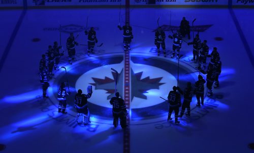 TREVOR HAGAN / WINNIPEG FREE PRESS
Winnipeg Jets' prior to the home opener against the Toronto Maple Leafs', Wednesday, October 4, 2017.