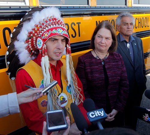 BORIS MINKEVICH / WINNIPEG FREE PRESS
The grand opening of the Manitoba First Nations School System took place on Wednesday. The new school system is a First Nations- led education transformation initiative. It will assist First Nations schools to address the quality of education through culturally relevant programming to improve student outcomes including student retention, completion and graduation rates. The event happened at Sergeant Tommy Prince School, Brokenhead Ojibway Nation. From left, Grand Chief Arlen Dumas - Assembly of Manitoba Chiefs (AMC), Hon. Jane Philpott - Minister of Indigenous Services, and Lorne C. Keeper  Executive Director of the MFNERC (Manitoba First Nations Education Resource Centre Inc.).  OCT. 11, 2017