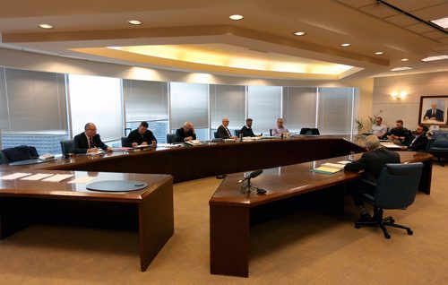 TREVOR HAGAN / WINNIPEG FREE PRESS
Troy Reidy, right, VP of the local 911, speaking to the labour board, Wedday, October 11, 2017.