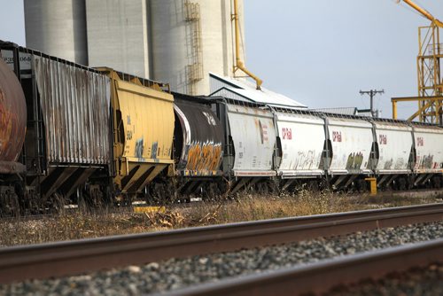RUTH BONNEVILLE / WINNIPEG FREE PRESS

Rail cars are parked at the Rosser grain elevator just north of the north perimeter why on Hwy 221 Thursday.

See story.  

Oct 12,, 2017