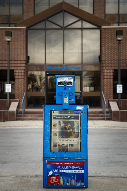 MIKE DEAL / WINNIPEG FREE PRESS
A Winnipeg Free Press newspaper box outside the papers' headquarters on Mountain Ave.
171012 - Thursday, October 12, 2017.