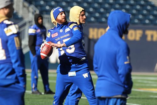 RUTH BONNEVILLE / WINNIPEG FREE PRESS

Winnipeg Blue Bombers QB  #15 Matt Nichols throws ball at a walk-thru practice at Investors Group Field Friday.  The team was  prepping for their game against BC Lions Saturday afternoon.  


Oct 13,, 2017