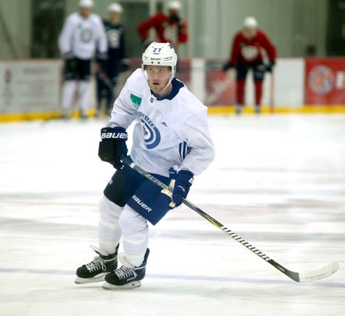 BORIS MINKEVICH / WINNIPEG FREE PRESS
Winnipeg Jets practice at BellMTS Iceplex. Nikolaj Ehlers | #27. Mike McIntyre story. OCT. 16, 2017