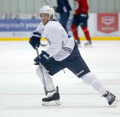 BORIS MINKEVICH / WINNIPEG FREE PRESS
Winnipeg Jets practice at BellMTS Iceplex. Nikolaj Ehlers | #27. Mike McIntyre story. OCT. 16, 2017