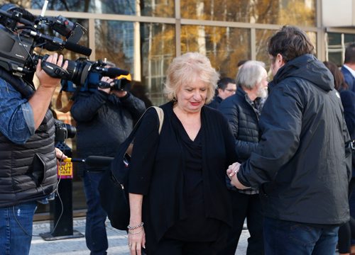 WAYNE GLOWACKI / WINNIPEG FREE PRESS

Wilma Derksen leaves the law courts Wednesday after Mark Grant was found not guilty of second-degree murder for the 1984 killing of 13-year-old Candace Derksen.      Melissa Martin / Mike McIntyre stories  Oct.18 2017