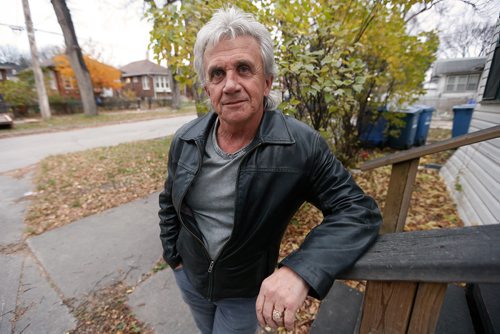 JOHN WOODS / WINNIPEG FREE PRESS
Phil Goss, peer advocate at Main Street Project, is photographed Tuesday, October 24, 2017. Goss has been attending a homelessness conference this week.
