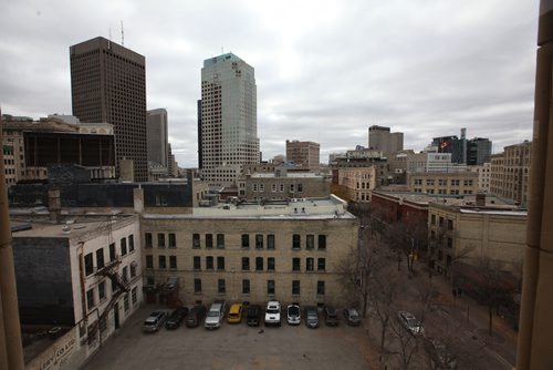 RUTH BONNEVILLE / WINNIPEG FREE PRESS

Cityscape view of Winnipeg's downtown and  Exchange District looking south. Photo taken from terrace of McKim Building.


Oct 24,, 2017