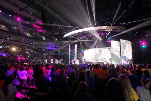 BORIS MINKEVICH / WINNIPEG FREE PRESS
WE Day Manitoba at Bell MTS Place. General crowd and stage shots at WE Day. Jen Zoratti story. OCT. 25, 2017