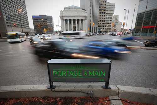 JOHN WOODS / WINNIPEG FREE PRESS
Portage and Main Wednesday, October 25, 2017. City council is voting to open it up or not.