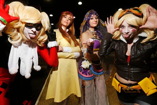 JOHN WOODS / WINNIPEG FREE PRESS
From left, Logan Loeppky as Harley Quinn, Casey Lange as Rengehoushakuji, Meka Minxx as Nozomi Toujou and Georgia Wiebe as Bombshell Harley, at Comic Con at the Convention Centre Friday, October 27, 2017.