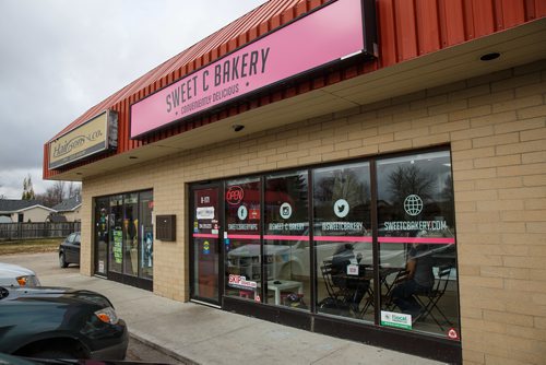 MIKE DEAL / WINNIPEG FREE PRESS
Cori and Jeff Poon, owners of Sweet C Bakery on Kildare Ave. East in Transcona. They have customers from all over the world who order their candy sushi. You might see their product in Save On Foods. Another big seller is their edible cookie dough.
171031 - Tuesday, October 31, 2017.