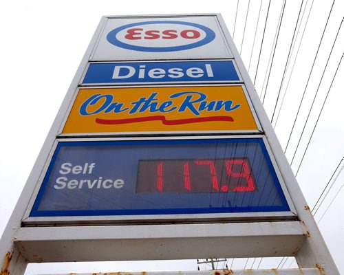 WAYNE GLOWACKI / WINNIPEG FREE PRESS

The Esso station on King Edward St. at Lismore Ave. with a posted price of 117.9. Murray McNeil story   Nov.1  2017