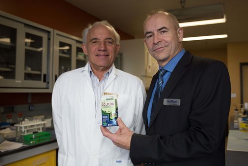 JEN DOERKSEN/WINNIPEG FREE PRESS

Dr. Peter Jones (right) and Wayne Friesen (left) helped to develop Colflex, a throat spray designed to help fight bacterial colds. November 1, 2017.