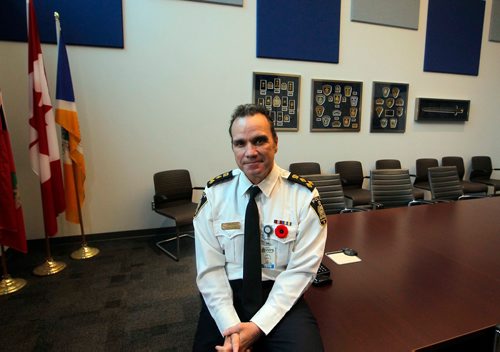 NADIA MINKEVICH / WINNIPEG FREE PRESS
Take Our Kids to Work Day  - Winnipeg Police Service Chief Danny Smyth poses for a photo in the executive board room after being interviewed. Nov. 1, 2017