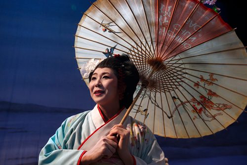 WAYNE GLOWACKI / WINNIPEG FREE PRESS 

Hiromi Omura as Cio-Cio-San in the Manitoba Operas Madama Butterfly. Holly Harris story   Nov. 13  2017