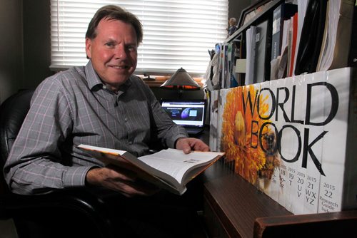 BORIS MINKEVICH / WINNIPEG FREE PRESS
Kerry Kuran is one of the last encyclopedia salesperson standing. 100-yr anniversary of World Book encyclopedias. Photo taken at his home office. Dave Sanderson story. Nov. 15, 2017