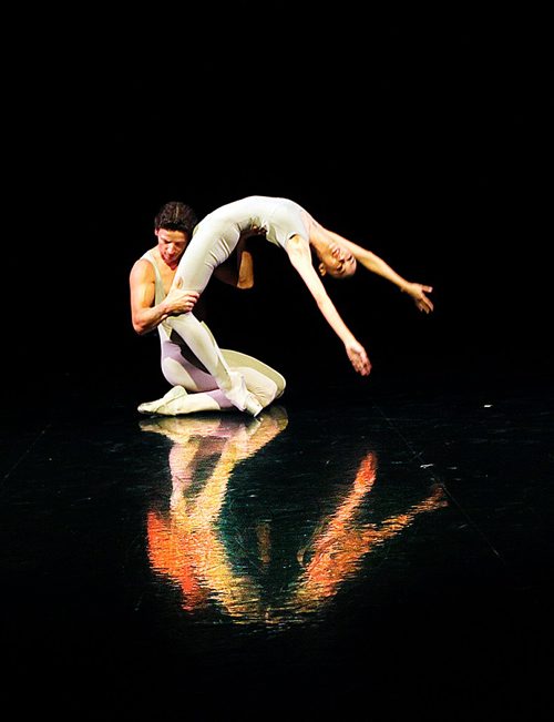 PHIL HOSSACK / WINNIPEG FREE PRESS  - Principal Dancer Dmitri Dovgoselets and Second Soloist Chenxin Liu perform a pas de deux  from Norbert Vesak's "Belong". See story.......- November 15, 2017