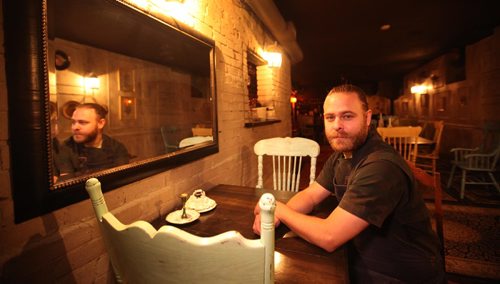 RUTH BONNEVILLE / WINNIPEG FREE PRESS

CHEF'S TABLE - Sous Sol
Portrait of award-winning chef Mike Robins in his iconic dining room located in the basement of  22-222 Osborne St, for Uptown Chef's Table next week


Nov 16, 2017