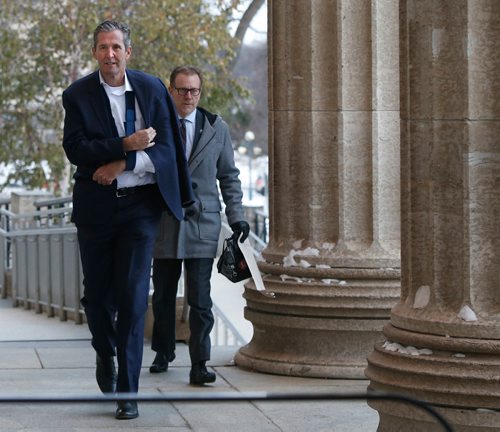 WAYNE GLOWACKI / WINNIPEG FREE PRESS

At left, Premier Brian Pallister arrives at the Manitoba Legislative building Tuesday morning, the speech from the throne will be delivered in the afternoon. Nick Martin/Larry Kusch stories    Nov. 21  2017