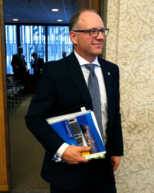 WAYNE GLOWACKI / WINNIPEG FREE PRESS

Finance Chairman Scott Gillingham leaves the EPC meeting at City Hall Wednesday after tabling the 2018 Preliminary Budget.   Aldo Santin story.  Nov. 22  2017