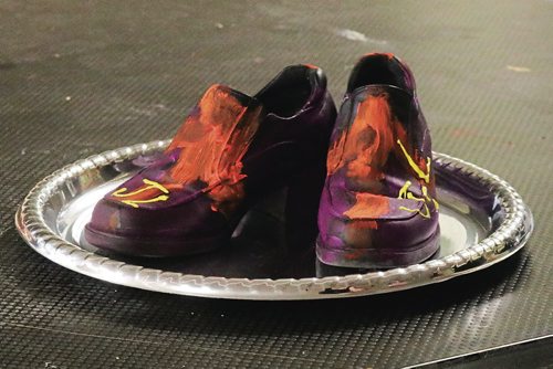 Canstar Community News Nov. 15, 2017 - Wayfinders students created role model shoes that honoured a community member who they think is a role model to them. (LIGIA BRAIDOTTI/CANSTAR COMMUNITY NEWS/TIMES)