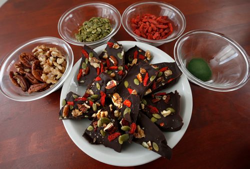 WAYNE GLOWACKI / WINNIPEG FREE PRESS

Food. Sarah Rehills Superfood Nutbark and some of the ingredients used.
 Wendy King Story  Nov. 27  2017