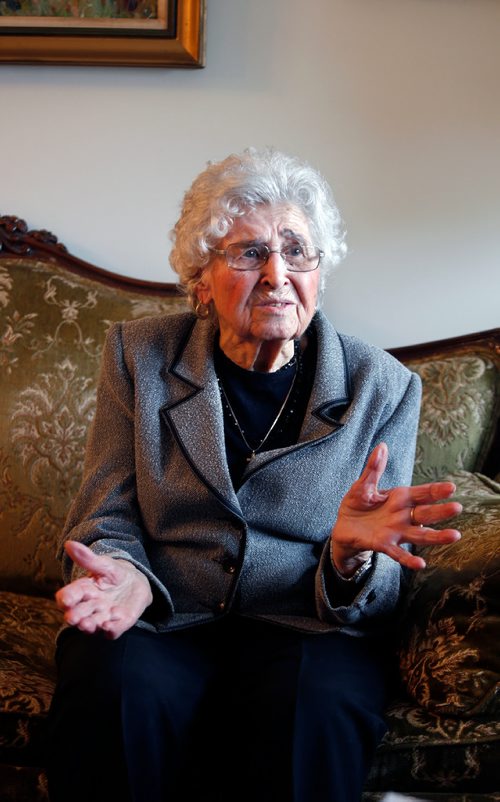 WAYNE GLOWACKI / WINNIPEG FREE PRESS

Holodomor survivor Sonia Kushliak in her apartment in Winnipeg. She was eight years old in Ukraine when the famine began. Kevin Rollason story Nov. 27  2017