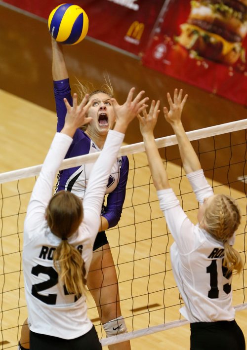 JOHN WOODS / WINNIPEG FREE PRESS
Vincent Massey Vikings' Jayde Hansen-Young (3) spikes the ball against Lord Selkirk Regional Royals' Taylor Barron (24) and Holly Feschuk (15) in the 2017 MHSAA AAAA JV Provincial Volleyball final at the University of Manitoba Monday, November 27, 2017. Lord Selkirk defeated Vincent Massey in three straight sets to win the championship.