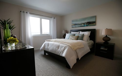 WAYNE GLOWACKI / WINNIPEG FREE PRESS

Homes. The master bedroom in 20 Bow Water Drive in Bonavista. Ventura Custom Homes Paul Saltel is the agent.  Todd Lewys  story. Dec.1 2017