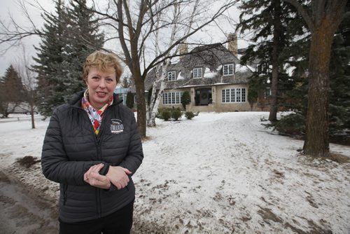 RUTH BONNEVILLE / WINNIPEG FREE PRESS

Biz:
Monday business column focusing on record setting year for Winnipeg homes sold for more than $1 million.  Photo of Alison Maxwell Diacos with  Century 21 with a home that she sold for $1.7 million. 

See Biz story.  

Dec 0/8, 2017