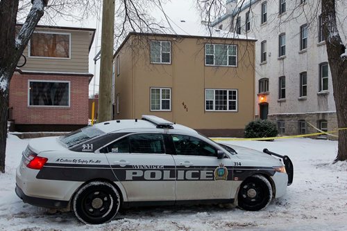 BORIS MINKEVICH / WINNIPEG FREE PRESS
Scene at 481 Charles St. where police shooting occurred. Dec. 12, 2017