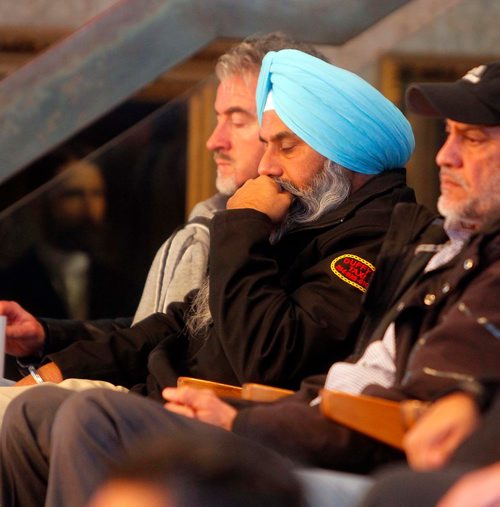 BORIS MINKEVICH / WINNIPEG FREE PRESS
Photos from City Hall today where taxi cab drivers came to see the vote on allowing Uber in Winnipeg. These photos are from the gallery upstairs. ALDO SANTIN STORY Dec. 13, 2017