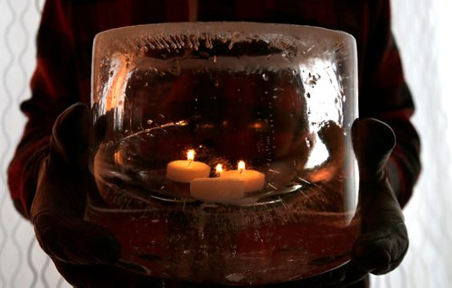 WAYNE GLOWACKI / WINNIPEG FREE PRESS

 49.8 column. Every Christmas Eve for the last five or six years, pretty ice block candles have mysteriously appeared along some quiet residential streets. The person behind thge candles wants to remain anonymous.  Melissa Martin story Dec. 15  2017
