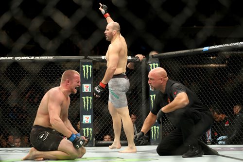 TREVOR HAGAN / WINNIPEG FREE PRESS
Glover Teixeira, defeats Misha Cirkunov during their light heavyweight bout at UFC on Fox 26 at Bell MTS Place, Saturday, December 16, 2017. Teixeira would win by TKO.