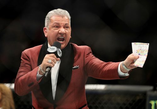 TREVOR HAGAN / WINNIPEG FREE PRESS
Bruce Buffer introducing Rafael dos Anjos and Robbie Lawler prior to their welterweight bout which was the main event at UFC on Fox 26 at Bell MTS Place, Saturday, December 16, 2017.