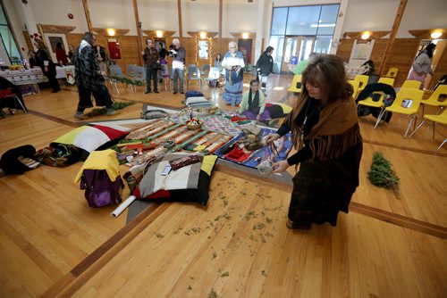 TREVOR HAGAN / WINNIPEG FREE PRESS
Billie Schibler during a pipe ceremony at Thunderbird House during a healing event in support of International Day to End Violence Against Sex Trade Workers, Sunday, December 17, 2017.