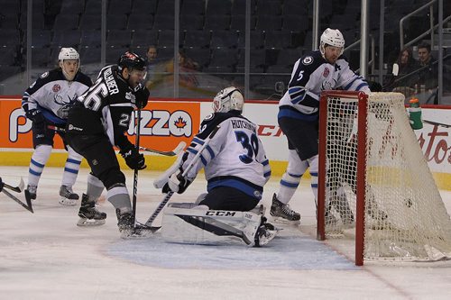 RUTH BONNEVILLE / WINNIPEG FREE PRESS

San Antonio Rampage #26Trent Vogelhuber scores against  against Manitoba Moose goalie  #39 Michael Hutchinson during 1st period action at MTS Centte Thursday evening.  Score after the 1st period is one all.  


Dec 21, 2017
